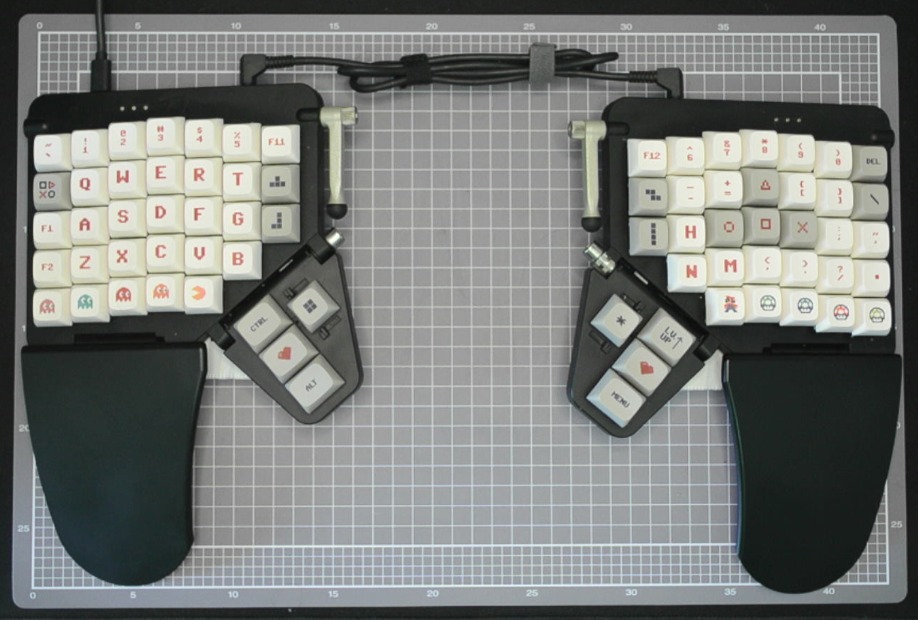 The Best Layout for the Moonlander Keyboard: